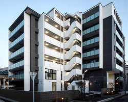 イーグルコート二条駅フロント