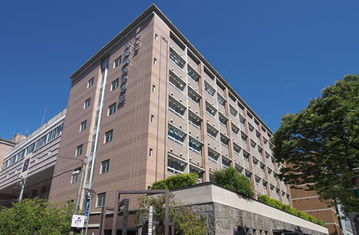 京都御池中学校